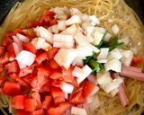フライパンだけでトマトとチーズのパスタ作り方3写真