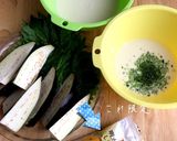 茄子の大葉巻きとカニカマの磯辺揚げ作り方1写真