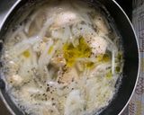 チキンと空心菜のコンソメスープ作り方3写真