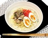 サバ缶と紅生姜で冷やし塩とんこつラーメン作り方6写真