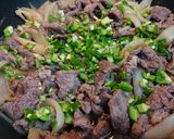 漬けビーフとオニオンの蒸し炒め丼作り方5写真