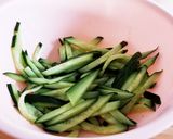 キュウリと鶏肉の中華炒め❤️作り方1写真