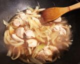 鶏のモモ肉ぷりぷりの簡単な親子丼作り方2写真