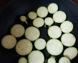 ☆ピリ辛肉味噌で♪茄子のカレー炒め☆作り方1写真