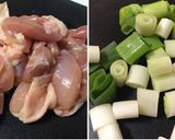 ほっこり♡さつまいもと鶏肉のお味噌汁作り方2写真