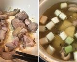 ほっこり♡さつまいもと鶏肉のお味噌汁作り方3写真