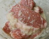 塩麹漬け豚ロースの蒸し焼き。作り方1写真