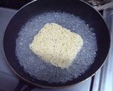 インスタントラーメンで塩焼きそば！作り方2写真