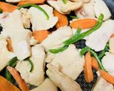 鶏肉と野菜の炒め煮●甜麺醤＆あわせ味噌味作り方2写真