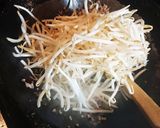 肉もやし炒め作り方3写真