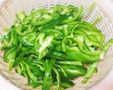 ピーマンの甘味感じるふんわり鰹節和え♪作り方1写真