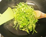 ピーマンの甘味感じるふんわり鰹節和え♪作り方2写真