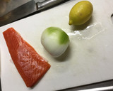 ヒデキのサーモンと玉ネギのホイル焼き作り方1写真