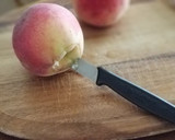 綺麗になれちゃう『桃の種取り＆皮むき』作り方4写真
