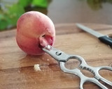 綺麗になれちゃう『桃の種取り＆皮むき』作り方5写真