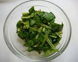 簡単！ほうれん草のピーナッツ和え作り方1写真