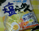 半熟卵がとろーり！夏の冷やしラーメン☆作り方1写真
