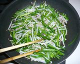 豚挽肉ともやしのピリ辛味噌炒め作り方4写真