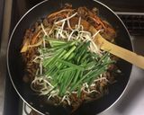 超簡単☆漬け込んで炒めるだけのプルコギ丼作り方7写真