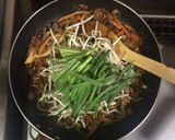 超簡単☆漬け込んで炒めるだけのプルコギ丼作り方7写真