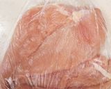 シンプルな茹で鶏(胸肉)作り方1写真