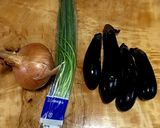 揚げナスと新玉ネギの料理作り方1写真