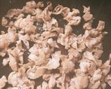面取りしたじゃが芋と人参・豚肉の金平作り方2写真
