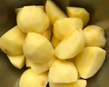 豚肉とじゃが芋の甘辛炒め煮作り方1写真