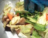 プチ豚テキと一口野菜のガーリック焼肉作り方2写真