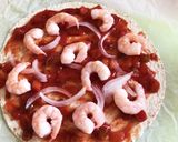 乗せて焼くだけ！トルティーヤで簡単ピザ！作り方2写真