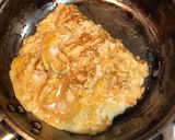 先にケチャップ入れちゃったふわふわ卵焼き作り方4写真