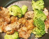 エバラ黄金の味甘口 豚肉ブロッコリー炒め作り方2写真
