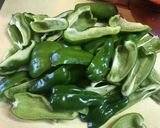ピーマンと鶏ササミ肉のカツオ節炒め作り方1写真