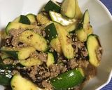 簡単★ズッキーニと挽肉の塩昆布とろみ炒め作り方5写真