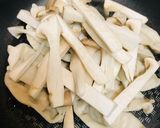 レトルト餃子のキノコといっしょ焼き作り方2写真
