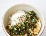 簡単丼！！【豆腐と温玉のニラだれ丼】作り方1写真