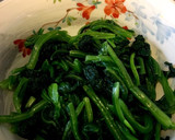 ＊ほうれん草とキノコの和え物＊作り方1写真