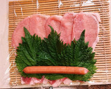 豚肉とソーセージと大葉の巻き巻き焼き作り方1写真
