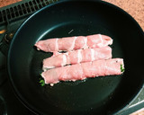豚肉とソーセージと大葉の巻き巻き焼き作り方2写真
