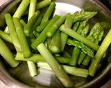 アスパラとミニトマトのガリバタ醤油炒め♡作り方1写真
