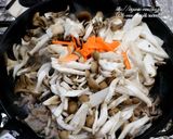 きのこと豚肉のコチュポン炒め。作り方4写真