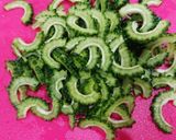 ゴーヤとサラダチキンのねき塩ゴマあえ！作り方3写真