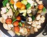 胸肉ブロッコリーの芯夏野菜旨辛炒め作り方15写真