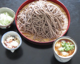とろろとすりおろしオクラの蕎麦のつけ汁作り方3写真