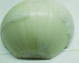 玉ねぎとほうれん草のコンソメスープ作り方1写真