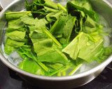 玉ねぎとほうれん草のコンソメスープ作り方7写真