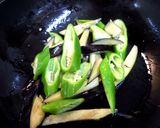 夏野菜と桜エビのピリ辛焼きそば作り方4写真