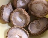 普通に美味い 椎茸の肉詰め ジェノバ風？作り方1写真