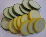 とうもろこしとズッキーニの味噌汁作り方4写真