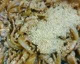 豚バラのドッサリ胡麻炒め作り方2写真